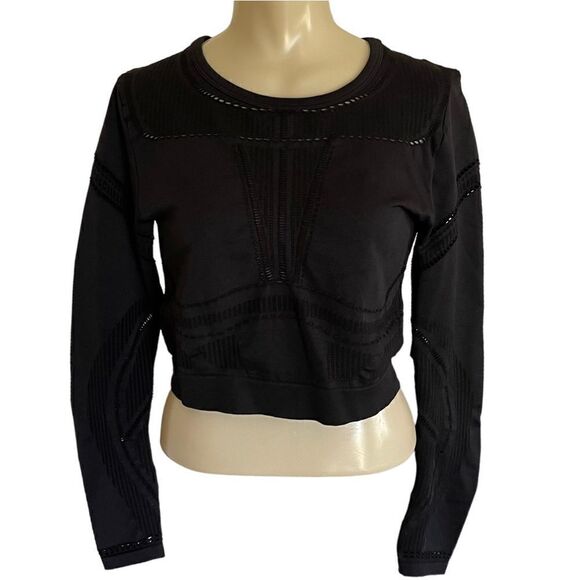 Fabletics Jaymee Cropped Mesh Cutout Long Sleeve Train Yoga Fitted Athletic Top - Picture 3 of 16